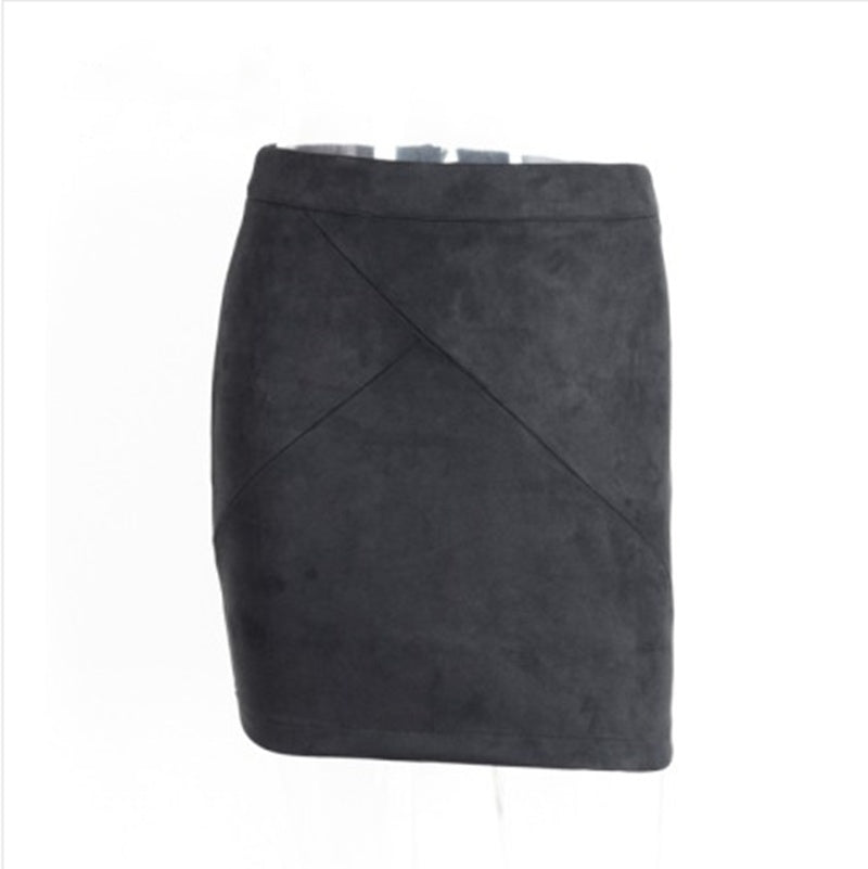 Liora – Jupe Crayon Femme en Cuir | Coupe Moulante et Élégance Courte