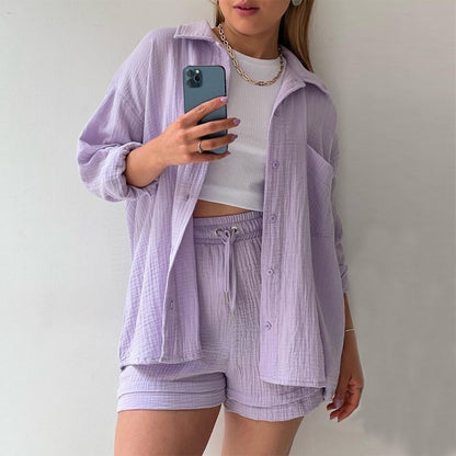 Ensemble élégant et confortable : chemise en chambray + short taille haute