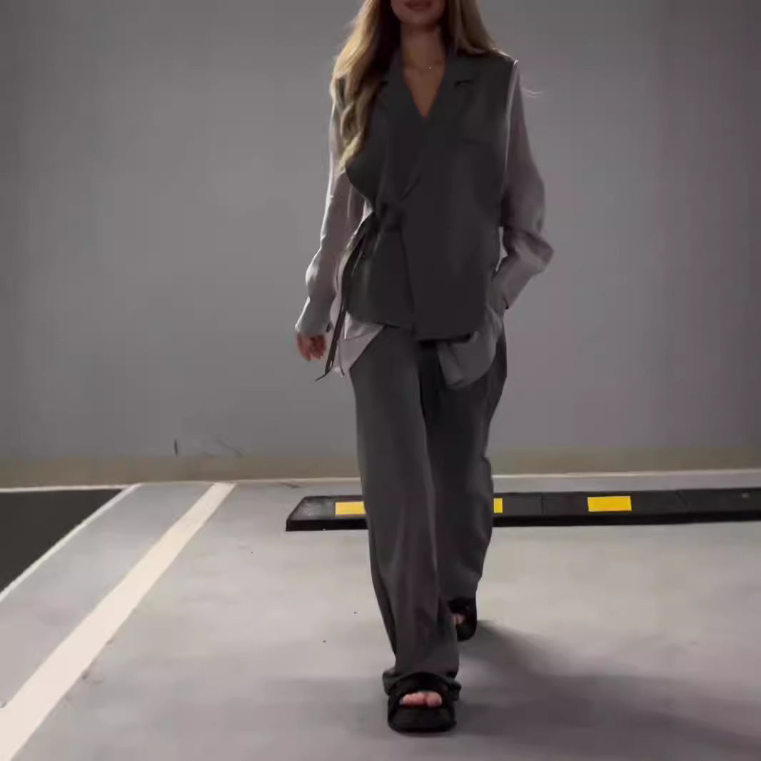 Ensemble Femme Chic – Haut en Chiffon et Pantalon Droit