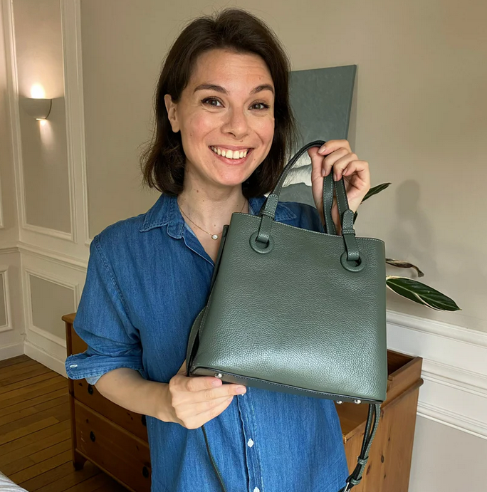 Sac SOLA Bandoulière Simple et Élégant – Grande Capacité